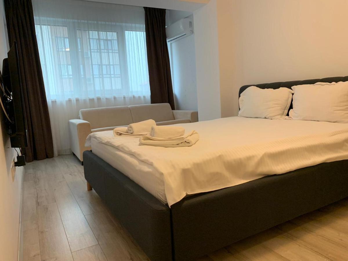 Luxury Apartments Newton By Glam Iasi Exteriör bild