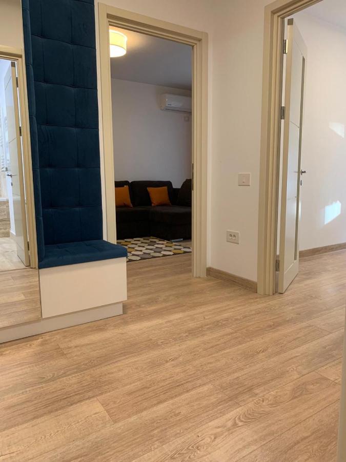 Luxury Apartments Newton By Glam Iasi Exteriör bild
