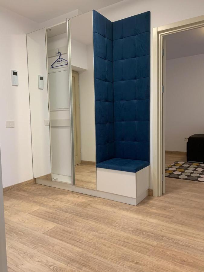 Luxury Apartments Newton By Glam Iasi Exteriör bild